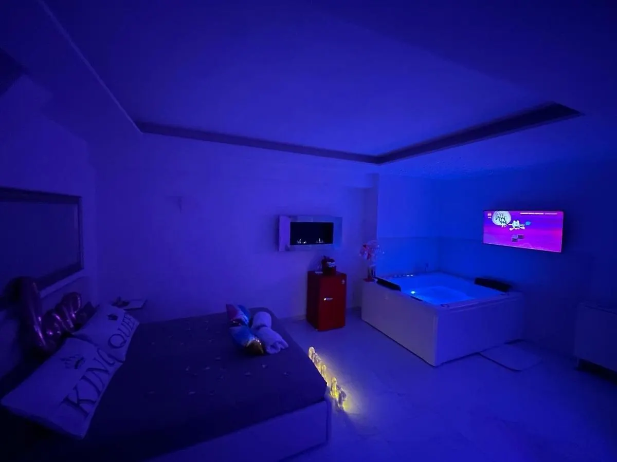 Room&Spa Caravaggio Napoli Lejlighed
